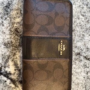 Coach wallet